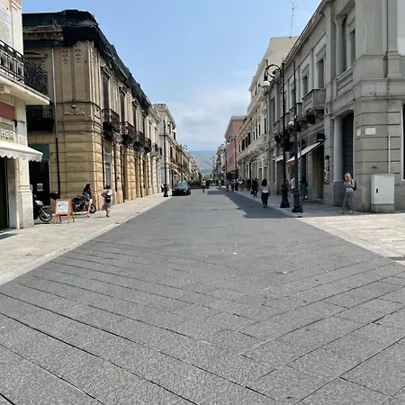 La Cattedrale Πανσιόν 4*