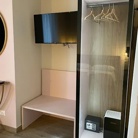 La Cattedrale Guest house *